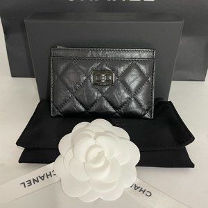 CHANEL NWB FULL SET 19K BLACK ON BLACK 2.55 CARD CASE WALLET
